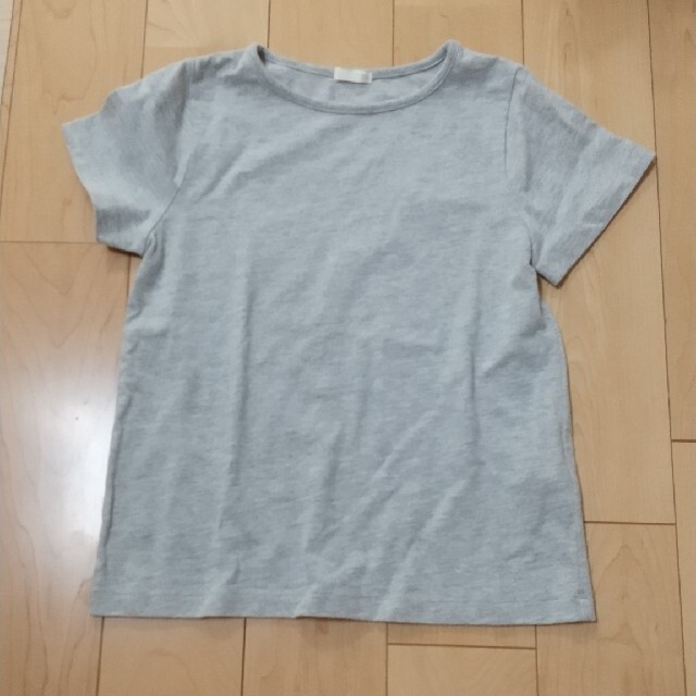 GU(ジーユー)のGU Tシャツ、ビスチェ セット キッズ/ベビー/マタニティのキッズ服女の子用(90cm~)(Tシャツ/カットソー)の商品写真