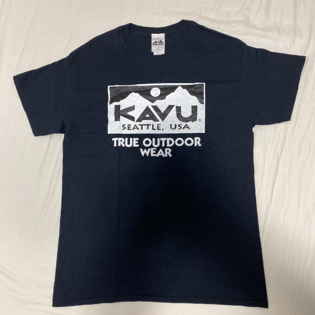 KAVU(カブー)のKAVU カブートゥルーロゴ ツーカラー Tシャツ メンズのトップス(Tシャツ/カットソー(半袖/袖なし))の商品写真