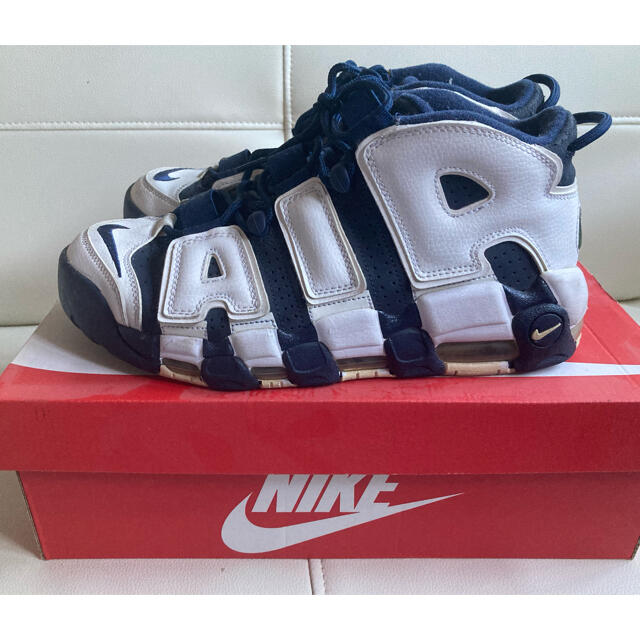 スニーカーNIKE AIR MORE UPTEMPO ネイビー。モアテン