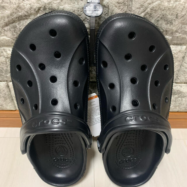 crocs(クロックス)の✨【新品　未使用　タグ付き】クロックス　25cm✨ メンズの靴/シューズ(サンダル)の商品写真