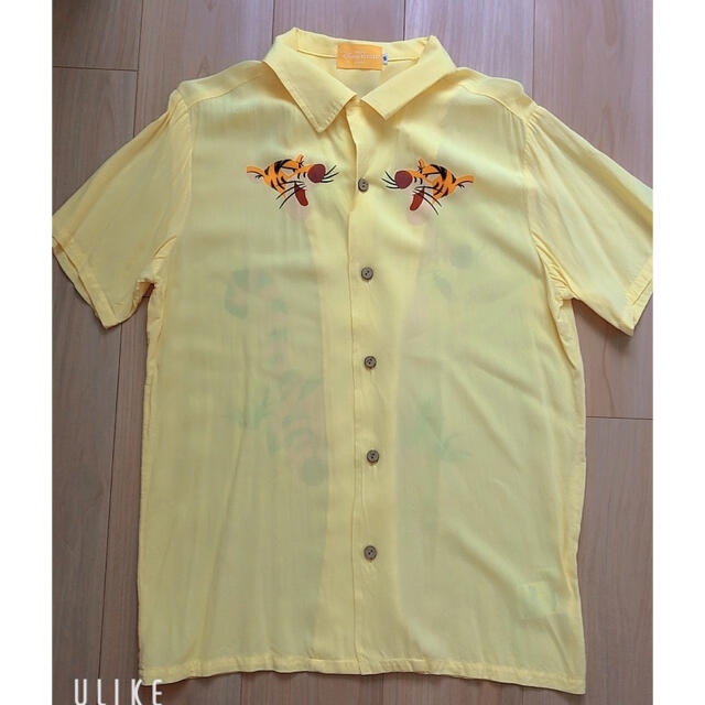 Disney(ディズニー)のdisney ティガー アロハシャツ　S レディースのトップス(シャツ/ブラウス(半袖/袖なし))の商品写真
