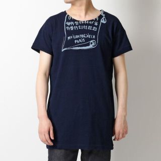 マルタンマルジェラ(Maison Martin Margiela)のMAISON MARGIELA メゾンマルジェラ スクロール　ロゴ　Tシャツ(Tシャツ/カットソー(半袖/袖なし))