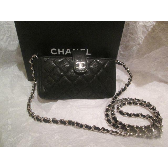 CHANEL(シャネル)の美品　正規　CHANEL　黒キャビアミニマトラッセショルダーバックシルバー金具 メンズのバッグ(ショルダーバッグ)の商品写真