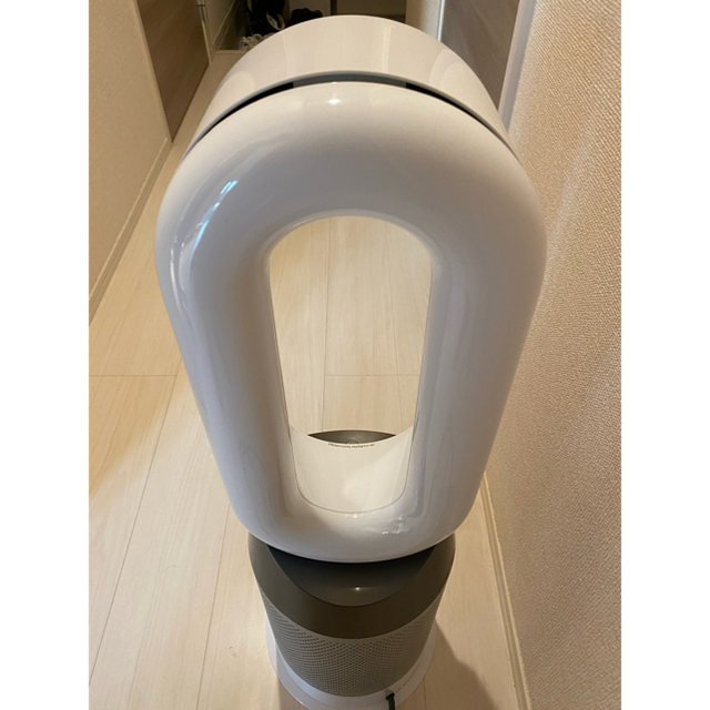 Dyson(ダイソン)の【美品】Dyson ダイソン空気清浄機 hot&cool HP04 スマホ/家電/カメラの冷暖房/空調(ファンヒーター)の商品写真