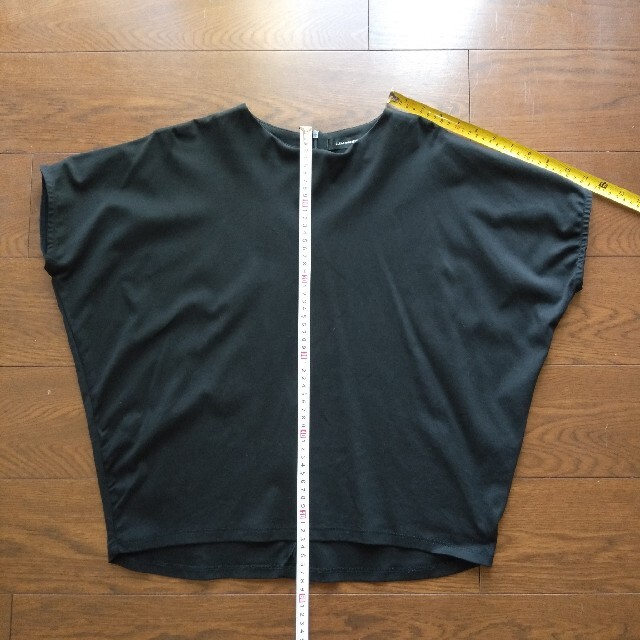 CLEAR IMPRESSION(クリアインプレッション)のジッパー付ブラックカットソー レディースのトップス(カットソー(半袖/袖なし))の商品写真