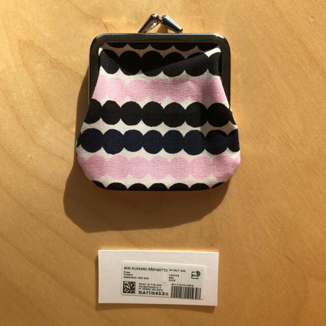 marimekko(マリメッコ)の新品 未使用 がま口ポーチ ラシィマット ピンク がま口 ガマ口 ポーチ レディースのファッション小物(コインケース)の商品写真