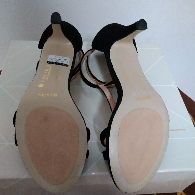 Mode et Jacomo(モードエジャコモ)のgee様　美品　　モードエジャコモ　カリーノ　サンダル レディースの靴/シューズ(サンダル)の商品写真
