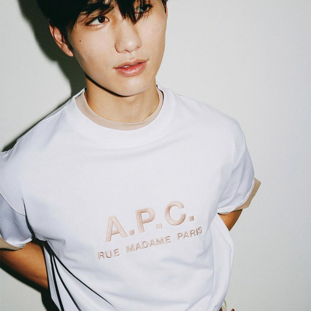 8/1まで値下げ中！A.P.C. × BEAMS / 別注 ロゴ Tシャツ