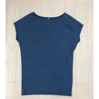 ユニクロ(UNIQLO)の半袖ロングTシャツ　ブルー(Tシャツ(長袖/七分))