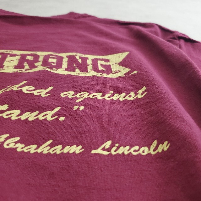 GILDAN(ギルタン)のUS古着　リンカーン　 LINCOLN   GILDAN ギルダン レディースのトップス(Tシャツ(半袖/袖なし))の商品写真