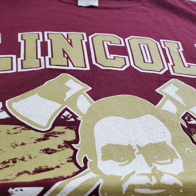 GILDAN(ギルタン)のUS古着　リンカーン　 LINCOLN   GILDAN ギルダン レディースのトップス(Tシャツ(半袖/袖なし))の商品写真