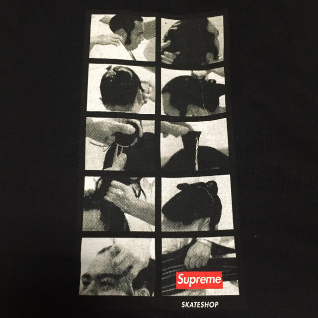 Supreme(シュプリーム)のLサイズ Supreme Sumo Tee  送料込 メンズのトップス(Tシャツ/カットソー(半袖/袖なし))の商品写真