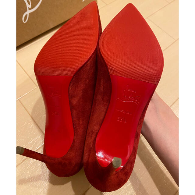 Christian Louboutin(クリスチャンルブタン)の美品♡クリスチャン ルブタン スエードレッド 36.5 レディースの靴/シューズ(ハイヒール/パンプス)の商品写真