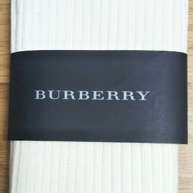 BURBERRY(バーバリー)のくつした メンズ グンゼ肌着 Vネックスリーブレスシャツ 黒 Ｌサイズ ３枚セッ メンズのレッグウェア(ソックス)の商品写真