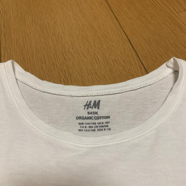 H&M(エイチアンドエム)のH&M Tシャツ 140cm キッズ/ベビー/マタニティのキッズ服女の子用(90cm~)(Tシャツ/カットソー)の商品写真