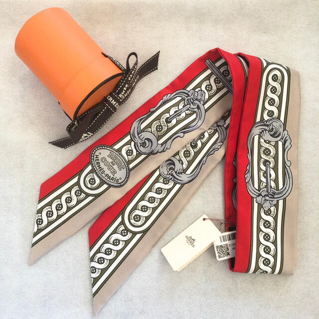 エルメス 新品ツイリー-