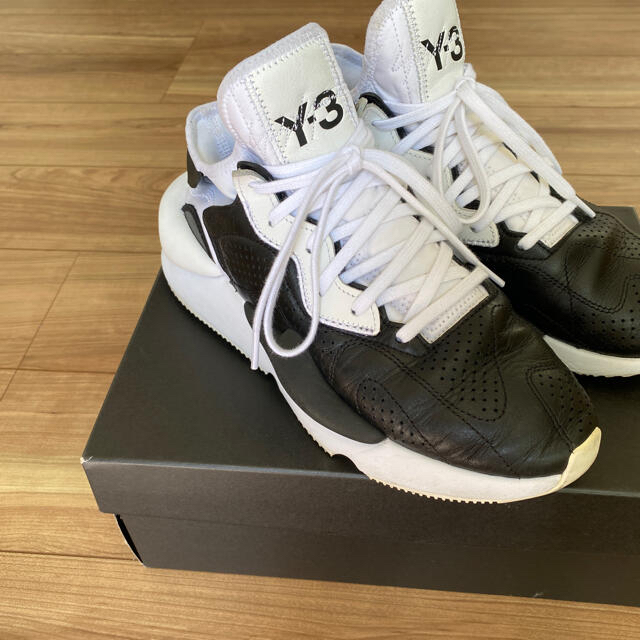 Y-3(ワイスリー)のアディダス Y3 カイワ ブラック ホワイト メンズの靴/シューズ(スニーカー)の商品写真