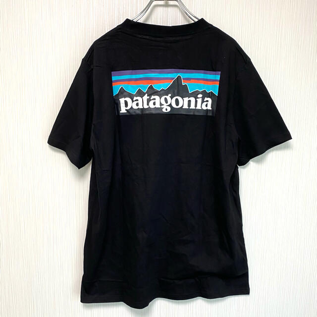patagonia(パタゴニア)の【新品】patagonia パタゴニア　P-6LOGO Tシャツ ブラック XL メンズのトップス(Tシャツ/カットソー(半袖/袖なし))の商品写真