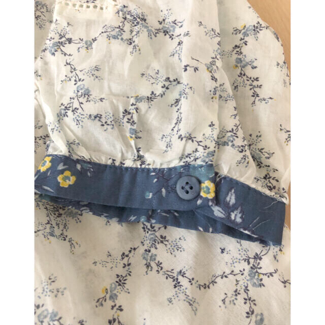 ZARA(ザラ)のZARA   夏トップス　Lサイズ レディースのトップス(シャツ/ブラウス(半袖/袖なし))の商品写真