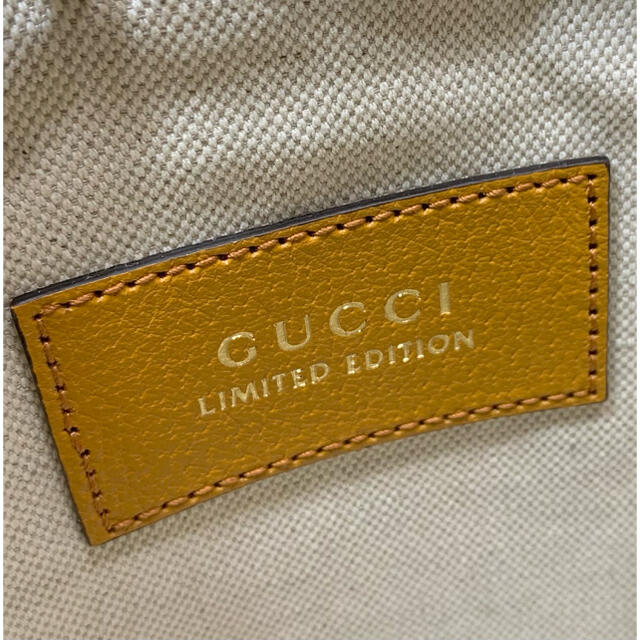 Gucci(グッチ)の限定コラボ/定価以下価格☆グッチ×KAI GGテディベアミニバケットバッグ レディースのバッグ(ショルダーバッグ)の商品写真