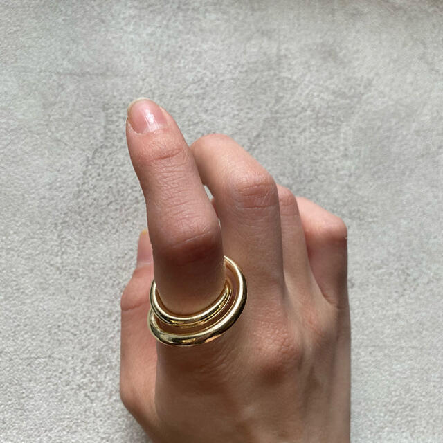 Ameri VINTAGE(アメリヴィンテージ)のgold  ring 指輪　アクセサリー　accessory レディースのアクセサリー(リング(指輪))の商品写真