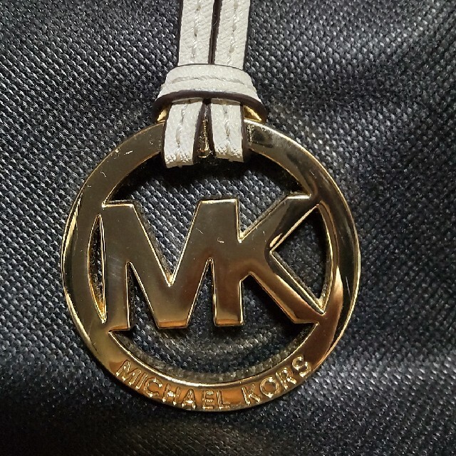 Michael Kors(マイケルコース)のMICHAEL KORS　★　バッグチャーム ハンドメイドのファッション小物(バッグチャーム)の商品写真