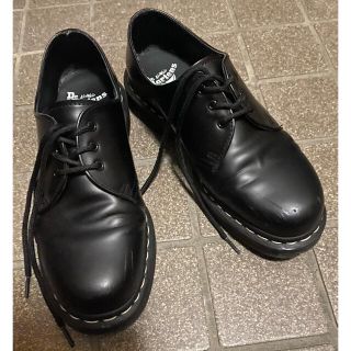 Dr.Martens - ドクターマーチン 3ホール 白ステッチの通販 by 0248's ...