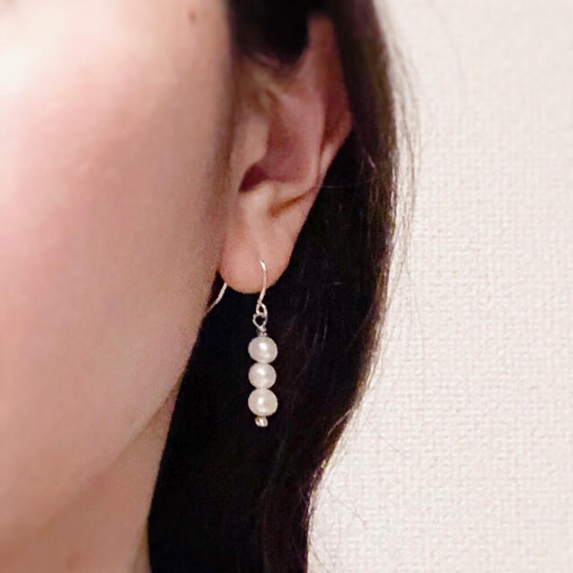 ete - いまだけsale!!プチプラ☺︎✴︎淡水パール 三連ピアス ゴールド