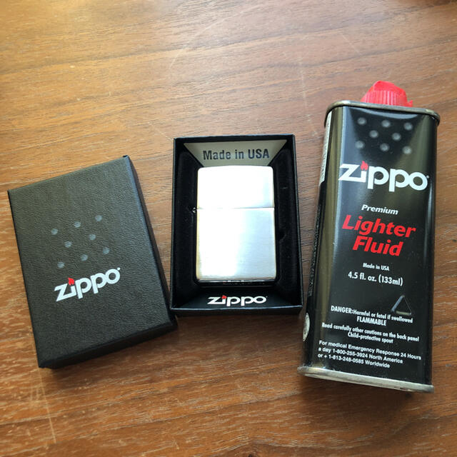 ZIPPO(ジッポー)のkさま専用 zippo lighter ライター lighter fluid付き メンズのファッション小物(タバコグッズ)の商品写真