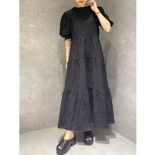 ダブルクローゼット(w closet)の後リボンティアードワンピース　wcloset(ロングワンピース/マキシワンピース)