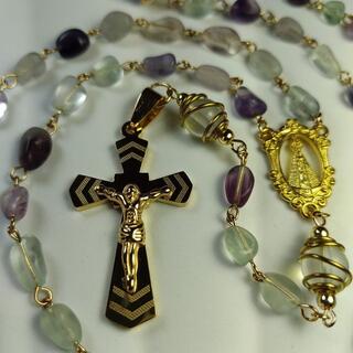ロザリオ【１点物】(192)フローライト カトリック 十字架クロス Rosary(ネックレス)