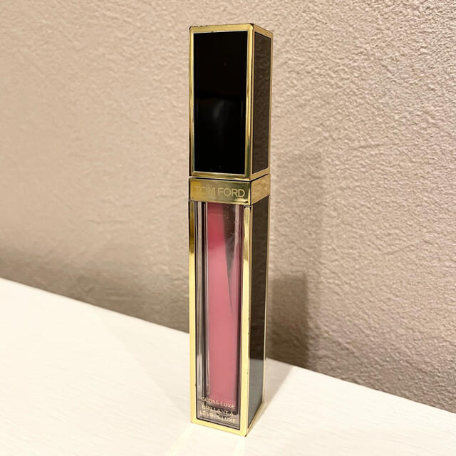 TOM FORD(トムフォード)のトムフォード TOM FORD BEAUTY グロス リュクス 07 ウィキッド コスメ/美容のベースメイク/化粧品(リップグロス)の商品写真