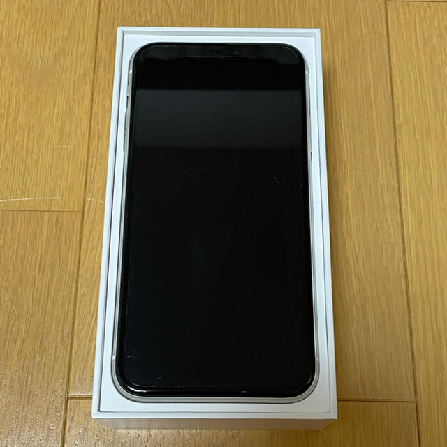 iPhone(アイフォーン)のiPhone11 256GB simフリー  中古 極美品 スマホ/家電/カメラのスマートフォン/携帯電話(スマートフォン本体)の商品写真