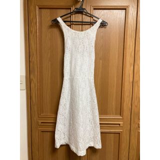 ビーシービージーマックスアズリア(BCBGMAXAZRIA)の★新品★【Vanity】ワンピース　サマードレス　サンドレス　レース　９号　白(ひざ丈ワンピース)