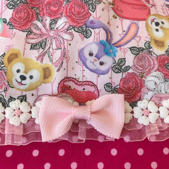 Disney(ディズニー)の保冷のできるお弁当袋＊薔薇柄 キッズ/ベビー/マタニティのこども用バッグ(ランチボックス巾着)の商品写真