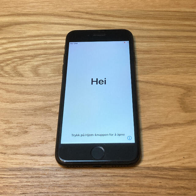 【美品】iPhone7  128GB  au