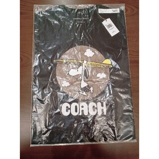 コーチ(COACH)のCOACH×PEANUTS  スヌーピー シグネチャー Tシャツ　ブラック　Ｍ(Tシャツ/カットソー(半袖/袖なし))