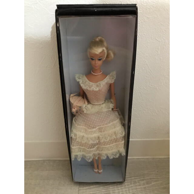 注文割引 Barbie - バービー人形(バービー人形は多分新品です箱に痛み