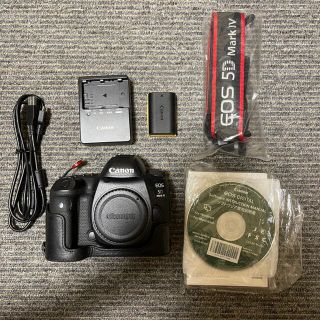 キヤノン(Canon)の極美品 Canonキャノン5D Mark IV ボディ(デジタル一眼)