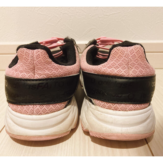 adidas(アディダス)のadidas アディダス スニーカー 女の子 22cm キッズ/ベビー/マタニティのキッズ靴/シューズ(15cm~)(スニーカー)の商品写真