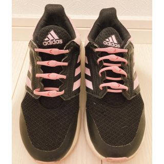 アディダス(adidas)のadidas アディダス スニーカー 女の子 22cm(スニーカー)