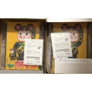 メディコムトイ(MEDICOM TOY)のBE@RBRICK 招き猫ペコちゃん　2セット黒メッキ　100%&400%(その他)