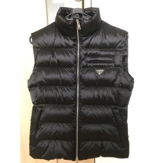 SALE⚠️PRADA ダウンベスト