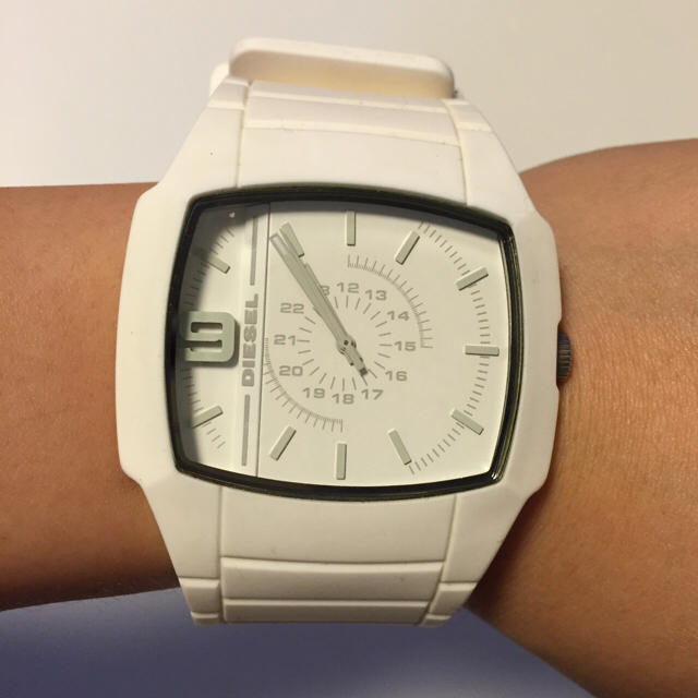 DIESEL(ディーゼル)のDIESEL 時計 レディースのファッション小物(腕時計)の商品写真