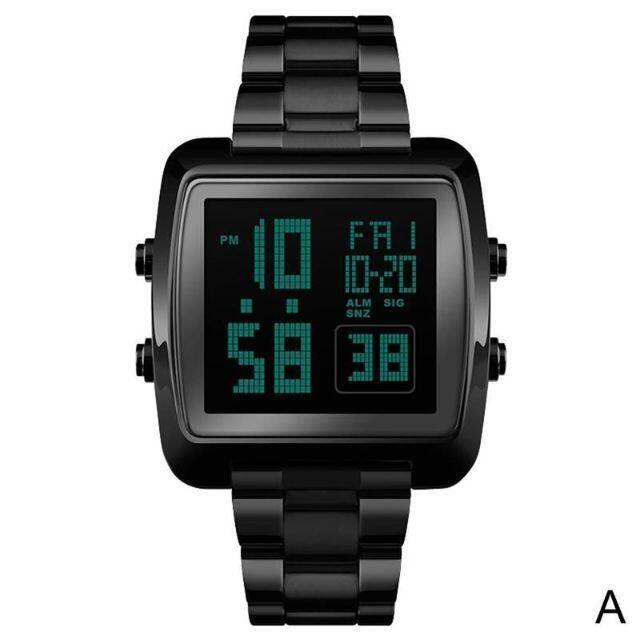 ★角型 ドット文字のデジタル時計 ブラック☆ メンズの時計(腕時計(デジタル))の商品写真