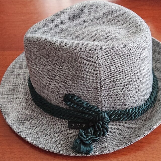 a.v.v(アーヴェヴェ)の【送料無料】アーヴェヴェ ハット グレー レディースの帽子(ハット)の商品写真