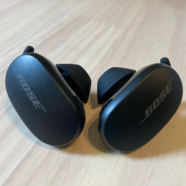 BOSE(ボーズ)のBOSE QUIETCOMFORT EARBUDS スマホ/家電/カメラのオーディオ機器(ヘッドフォン/イヤフォン)の商品写真