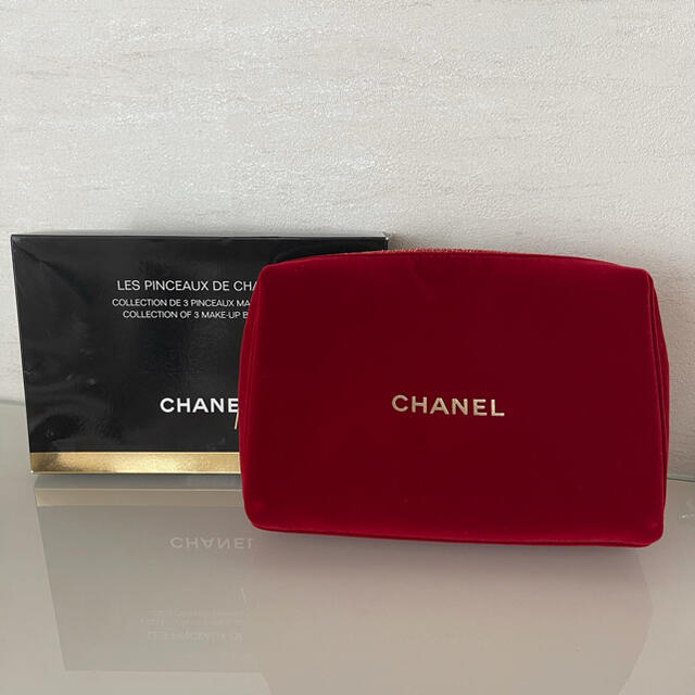 CHANEL(シャネル)のシャネル化粧ポーチ コスメ/美容のメイク道具/ケアグッズ(ボトル・ケース・携帯小物)の商品写真