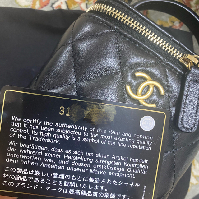 CHANEL(シャネル)のシャネル　ミニヴァニティショルダー レディースのバッグ(ショルダーバッグ)の商品写真