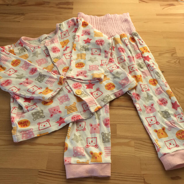 パジャマ  上下セット キッズ/ベビー/マタニティのキッズ服女の子用(90cm~)(パジャマ)の商品写真